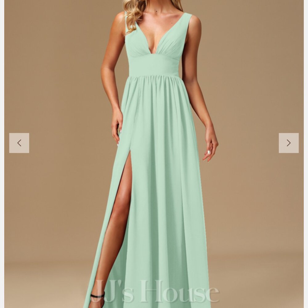 A-line V-Neck Floor-Length Chiffon Dress Size 12